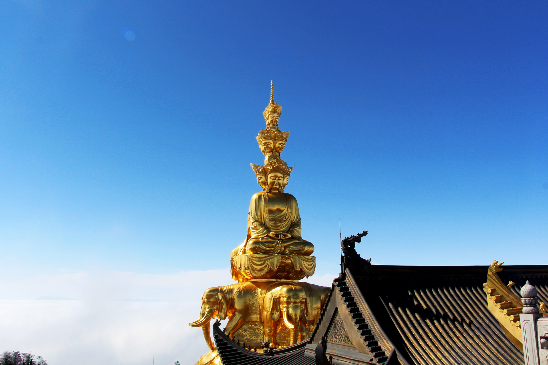 首旅集团15亿元中票将付息，利率为2.73%