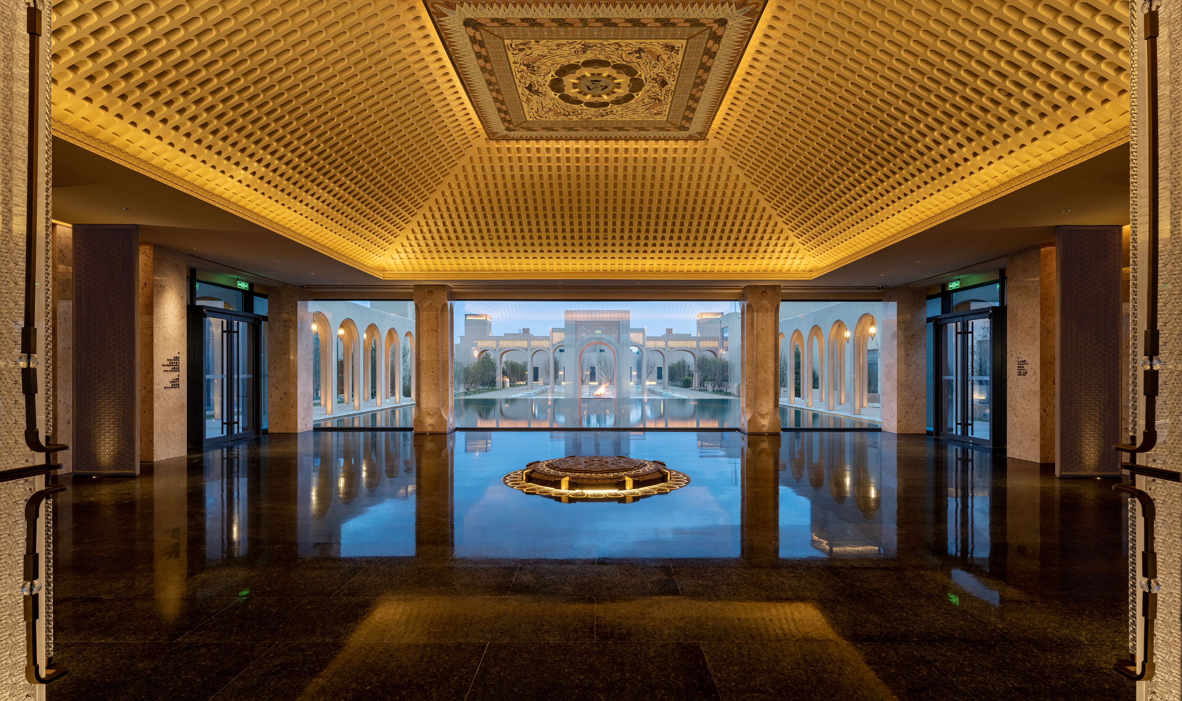 持续「霸榜」的万达酒管，到底做了什么?