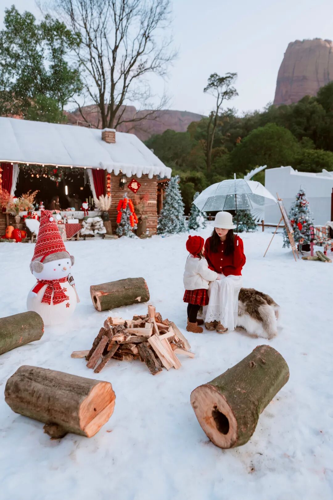 龟峰景区“三八”妇女节专属免票礼遇，邀妳赴一场冰雪奇缘！