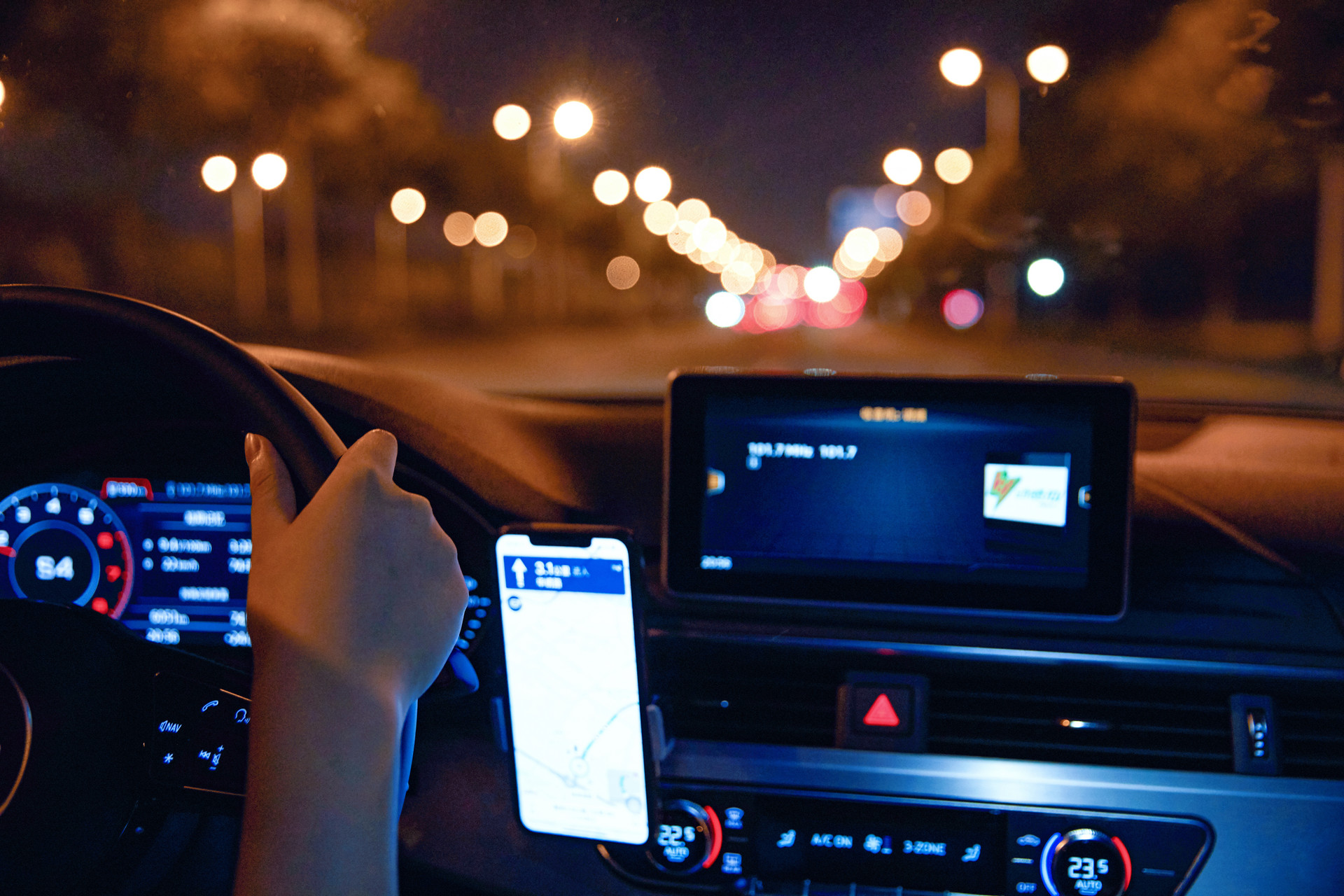 北京发放国内首批 L3 级自动驾驶车辆专用号牌