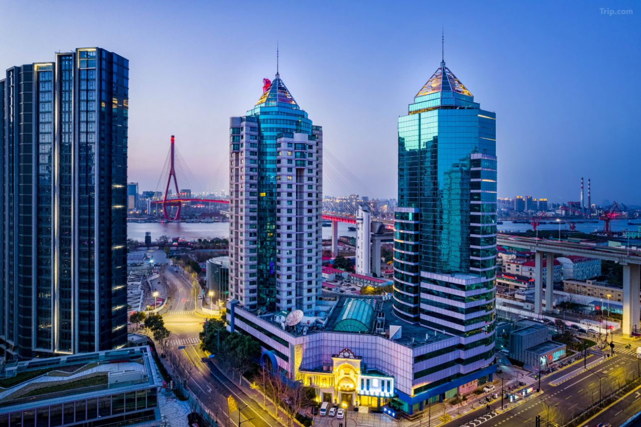 轨交枢纽×精准服务：艺龙安悦酒店（上海浦东大道歇浦路地铁站店）全年满房运营密码