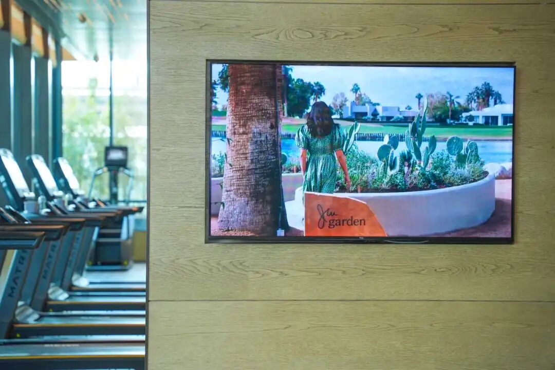 从技术到生态：TCL何以登顶2025迈点酒店采购指数MPI电视影音榜？