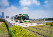 2026年首趟入藏旅游专列抵达拉萨