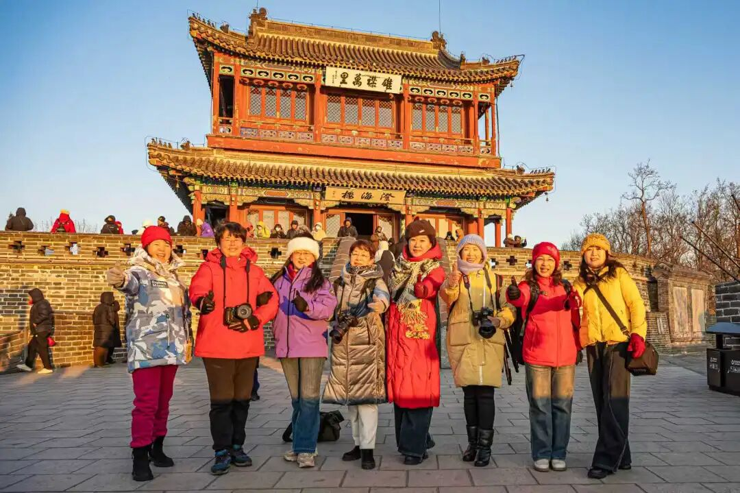 旭日跃龙头 辞旧迎新章！山海关景区祝您元旦快乐！