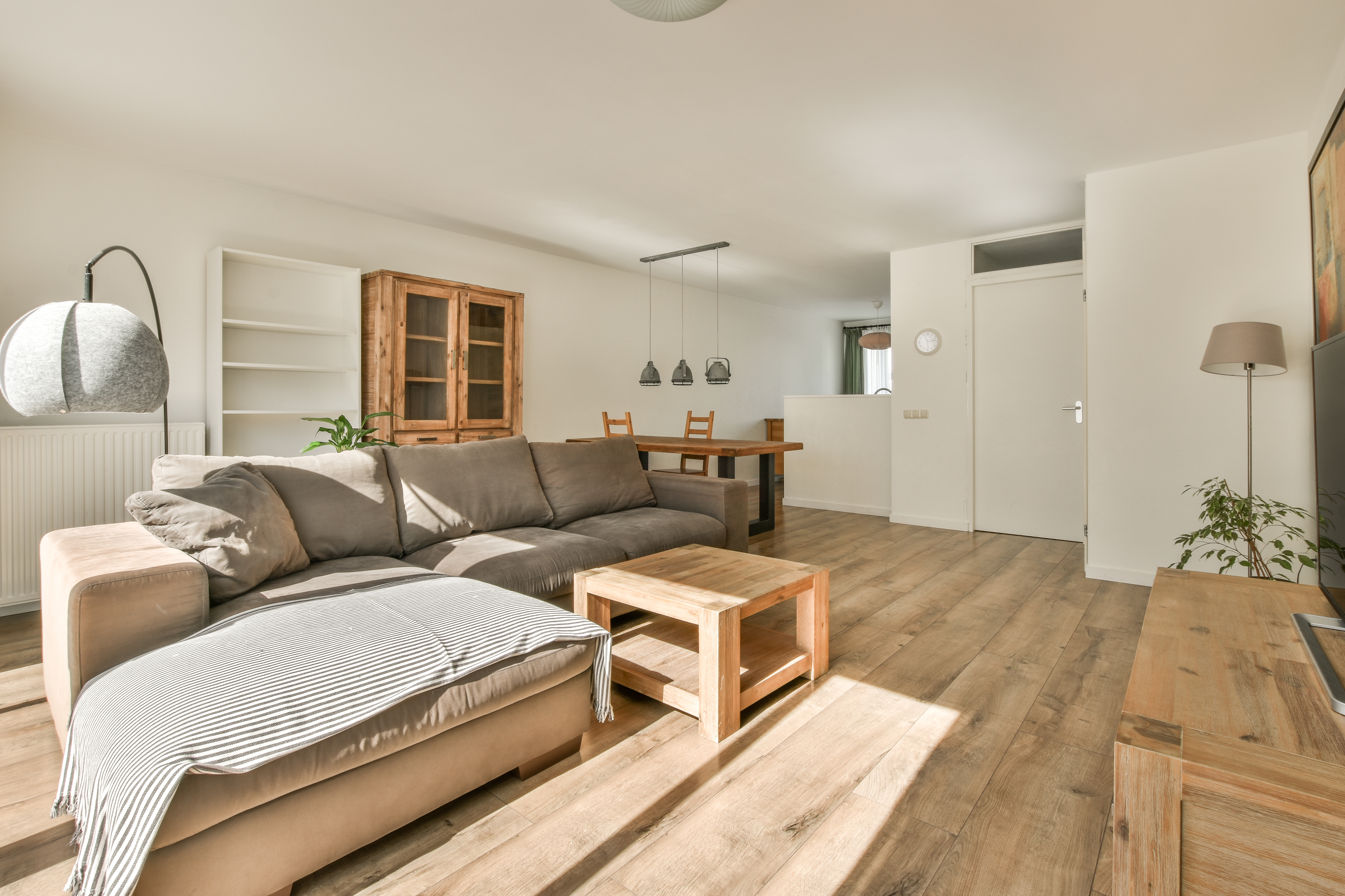 华泰紫金华住安住REIT正式申报 成为深交所首单商业不动产REITs