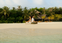 悦榕集团公布2025财年业绩：营收同比增长25%