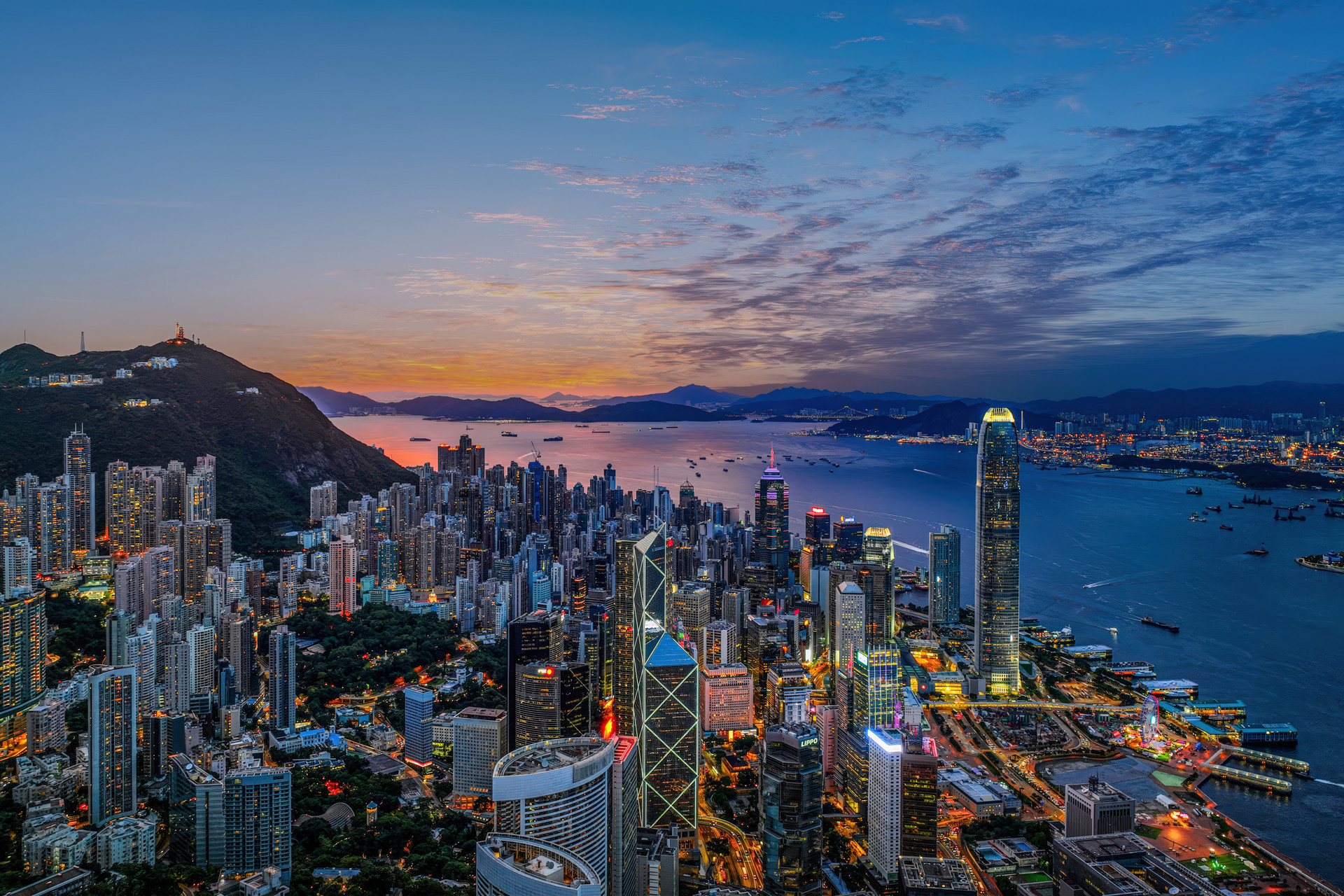 2026年首两个月访港旅客995万人次 同比增长18%