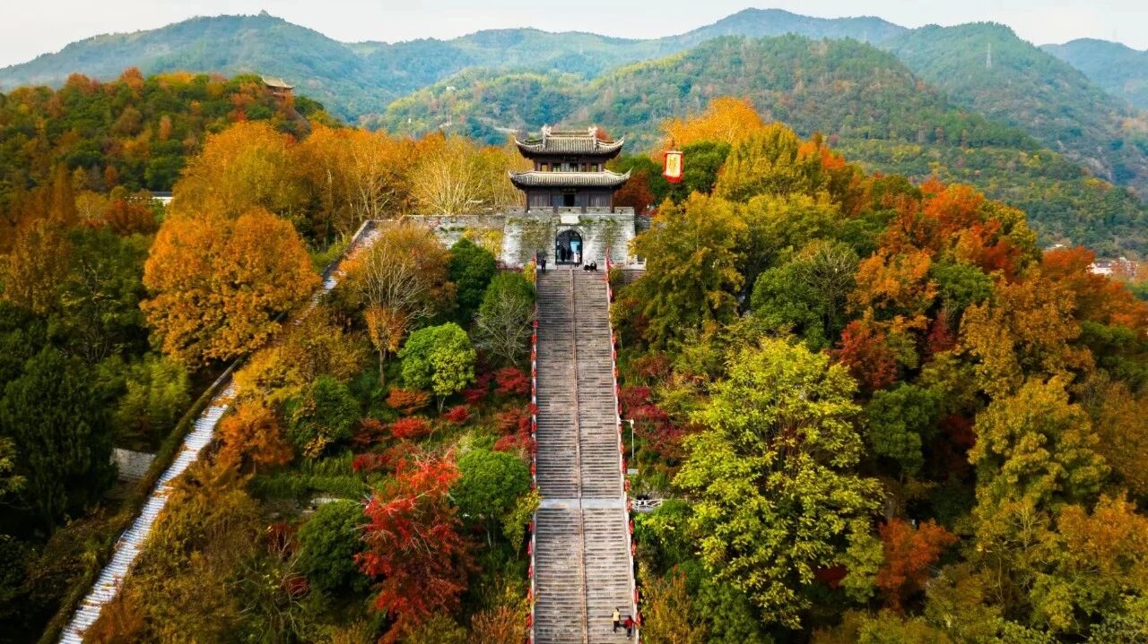 “登江南长城 诵英雄诗篇”活动倒计时中！私信抖音官方，领取惊喜奖品