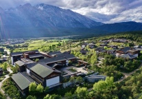 双秘境联动引爆百万流量，隐奢逸境“山湖星约”重塑星空奢旅新范式