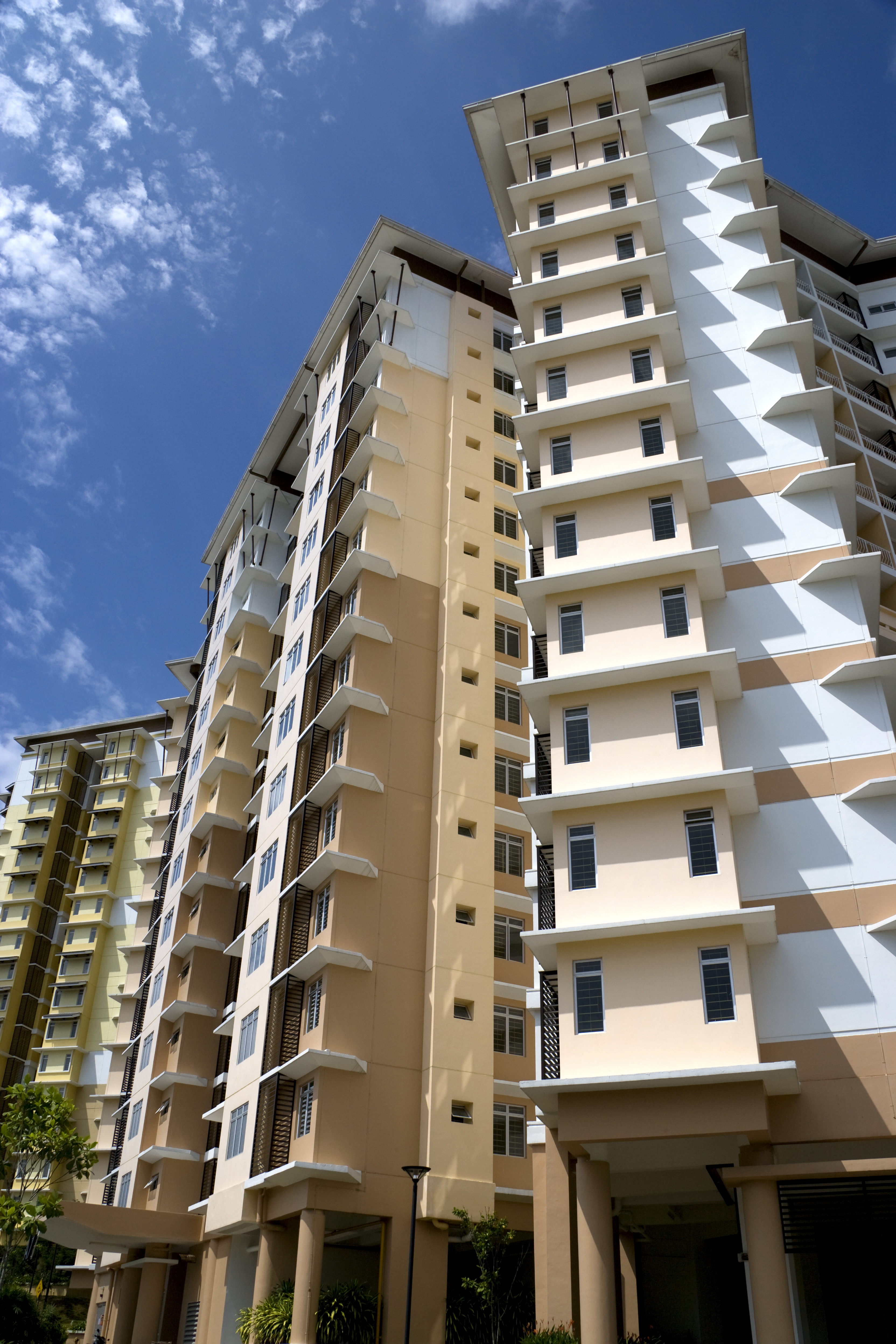 锦江国际集团与外高桥造船达成战略合作 涉及公寓服务