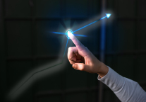 百乐皇宫2025年中期业绩：收益增长但溢利下滑