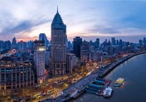 新贵的“老钱梦”，被美仑美奂接住了