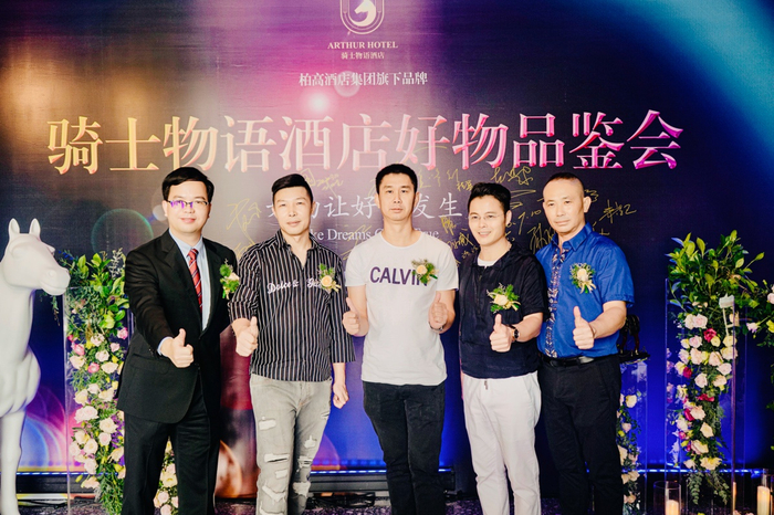 以骑士之名，承十年匠心｜广州赛马重启，骑士物语续写十年马缘新篇