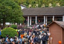 温泉引流，冬游火热！明月山冬季旅游开启“旺季模式”！