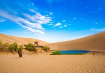 万豪国际集团与陕西万众控股集团正式签约 打造敦煌丽思卡尔顿隐世酒店