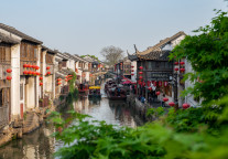 苏州：春节假期接待游客超1750万人次 旅游收入183.8亿元