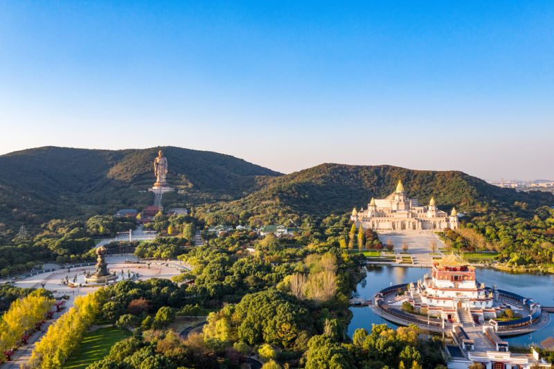 摄图网_502359620_航拍5A景区灵山大佛(企业商用).jpg