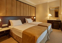 北京三里屯地标 CHAO 酒店建筑将二拍 起拍价约 11.77 亿元