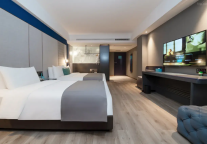 艺龙安云酒店（都江堰景区店）：推窗见山，移步入园的世遗栖居