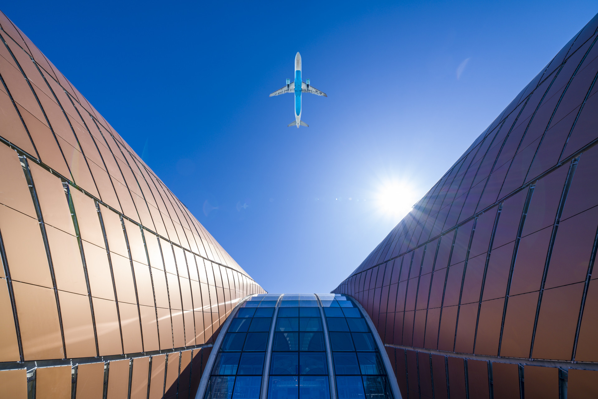 北京大兴机场年旅客吞吐量首次破5000万人次