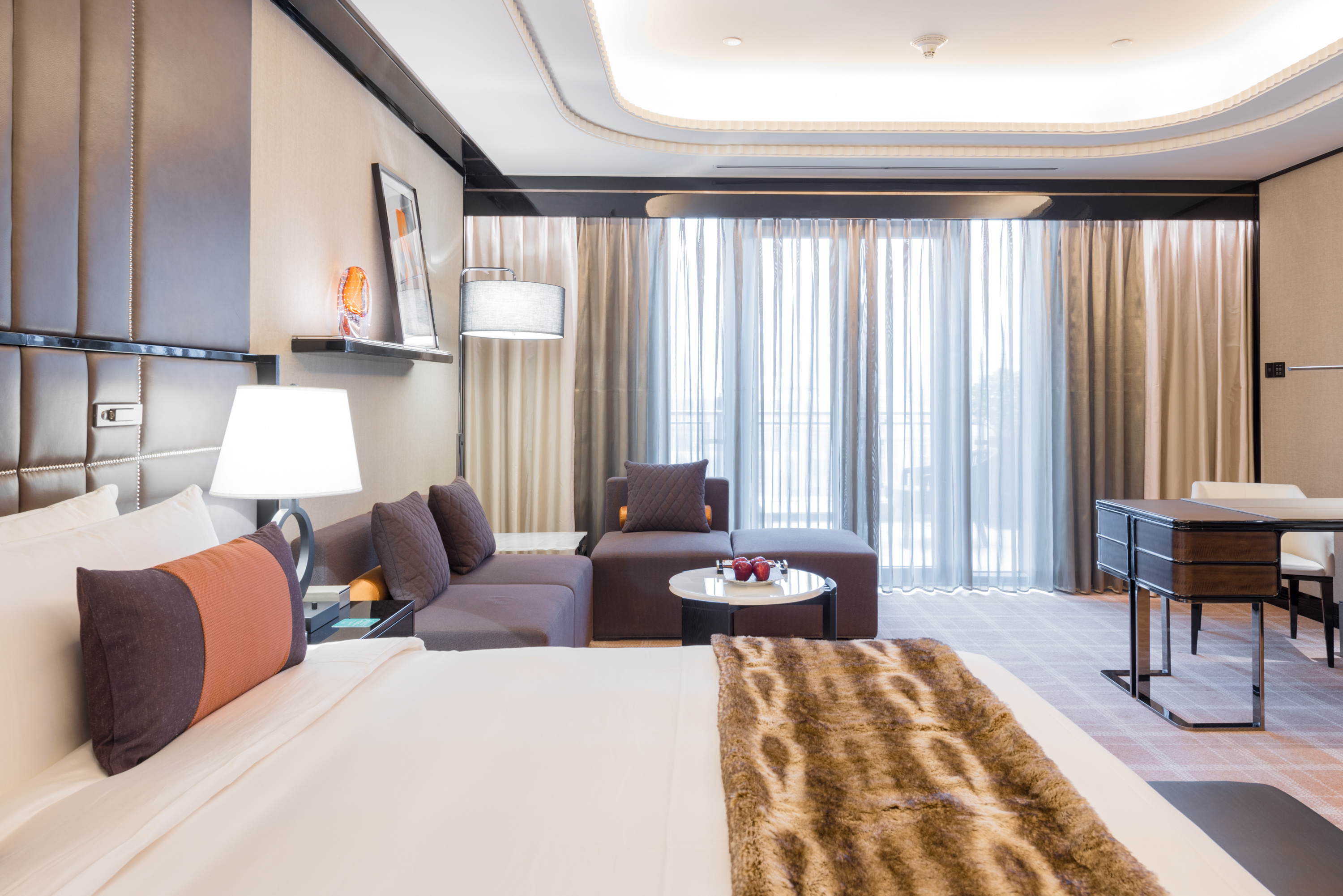 兴胜创建与南丰柴湾德昌大厦拟重建32层酒店