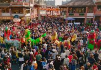 全国游客来寻味，这座闽南古城凭什么成春节文旅爆款？