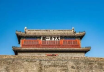 山海关景区：天下第一关与海中长城的雄奇交响