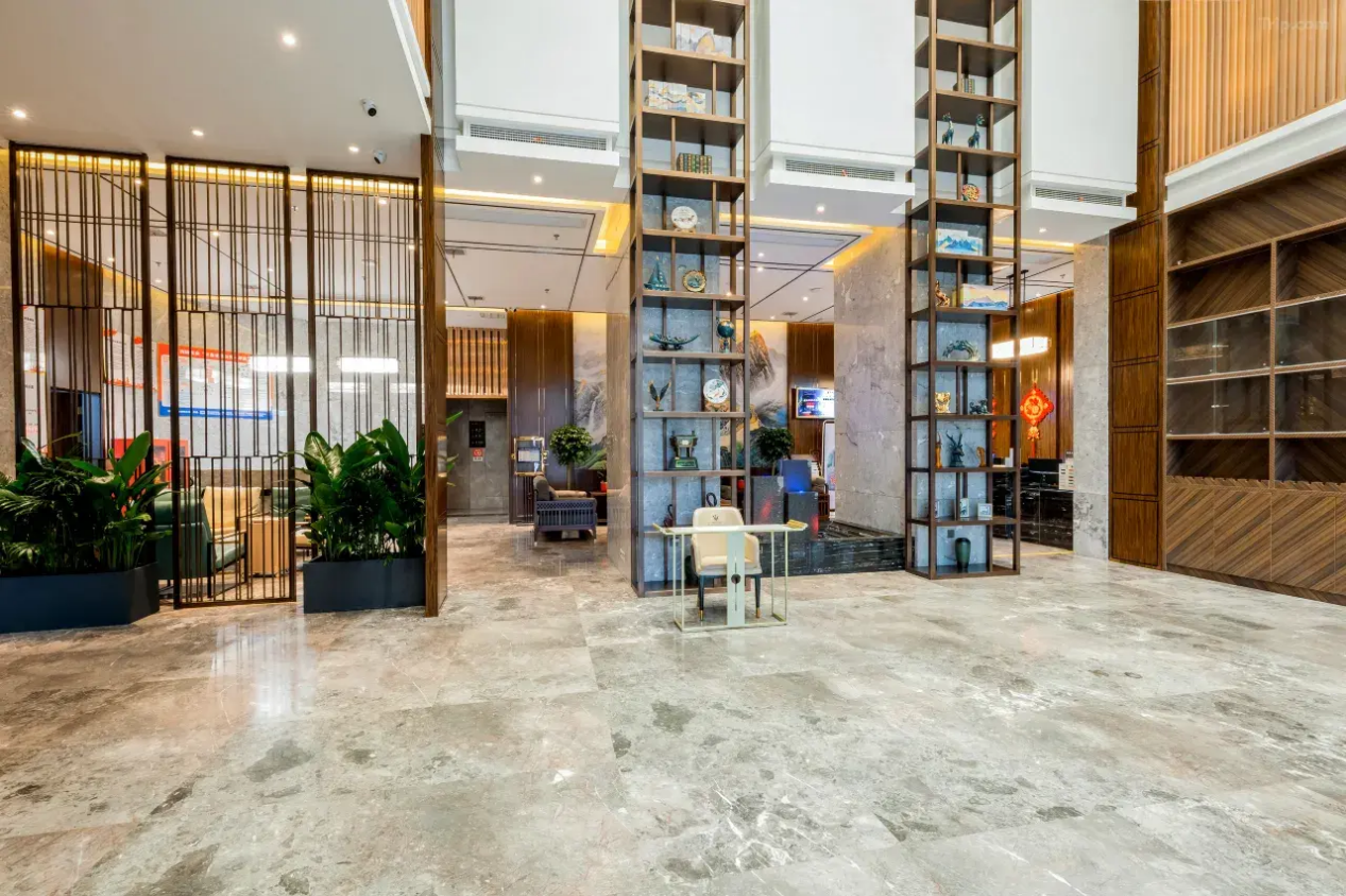 艺龙安云酒店（赣州火车站店）：高效通勤与区域探索的交通枢纽