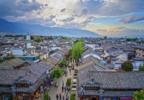  云南：春节假期220家4A级以上景区累计接待游客超2223万人次