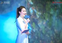 江西庐山市：在车轮的转弯处看见庐山风景区真面目