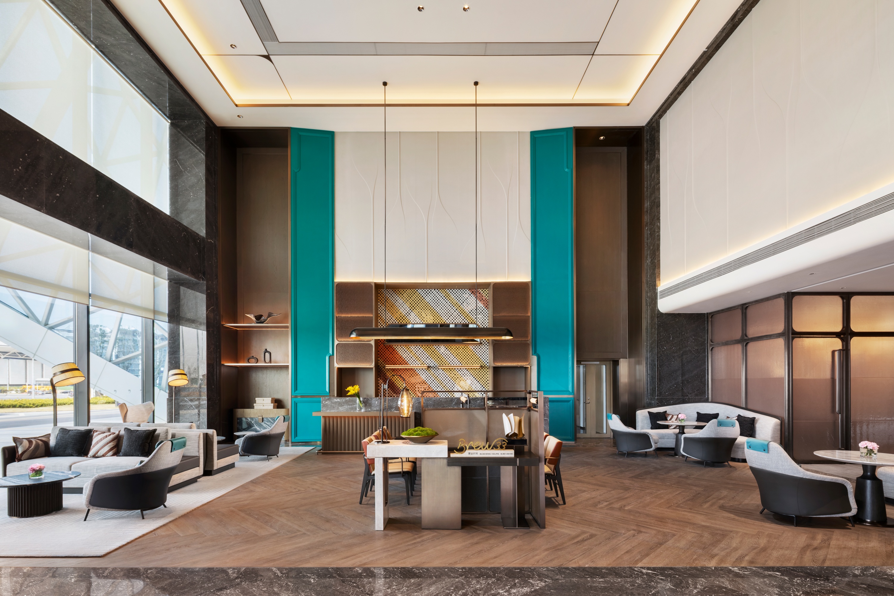 酒店1层「Brew 33」大堂酒廊.jpg