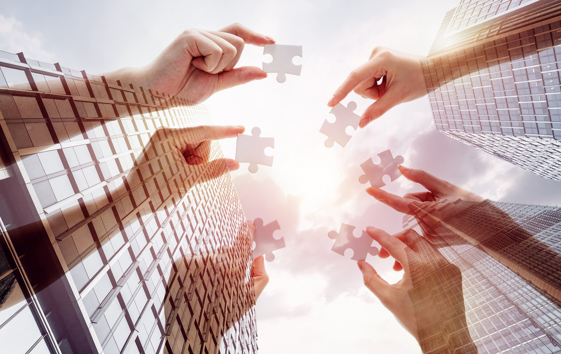 2026年深圳市政府工作报告：做好存量商办用房去化工作，推进收购存量商品房用作保障性住房、高校宿舍等