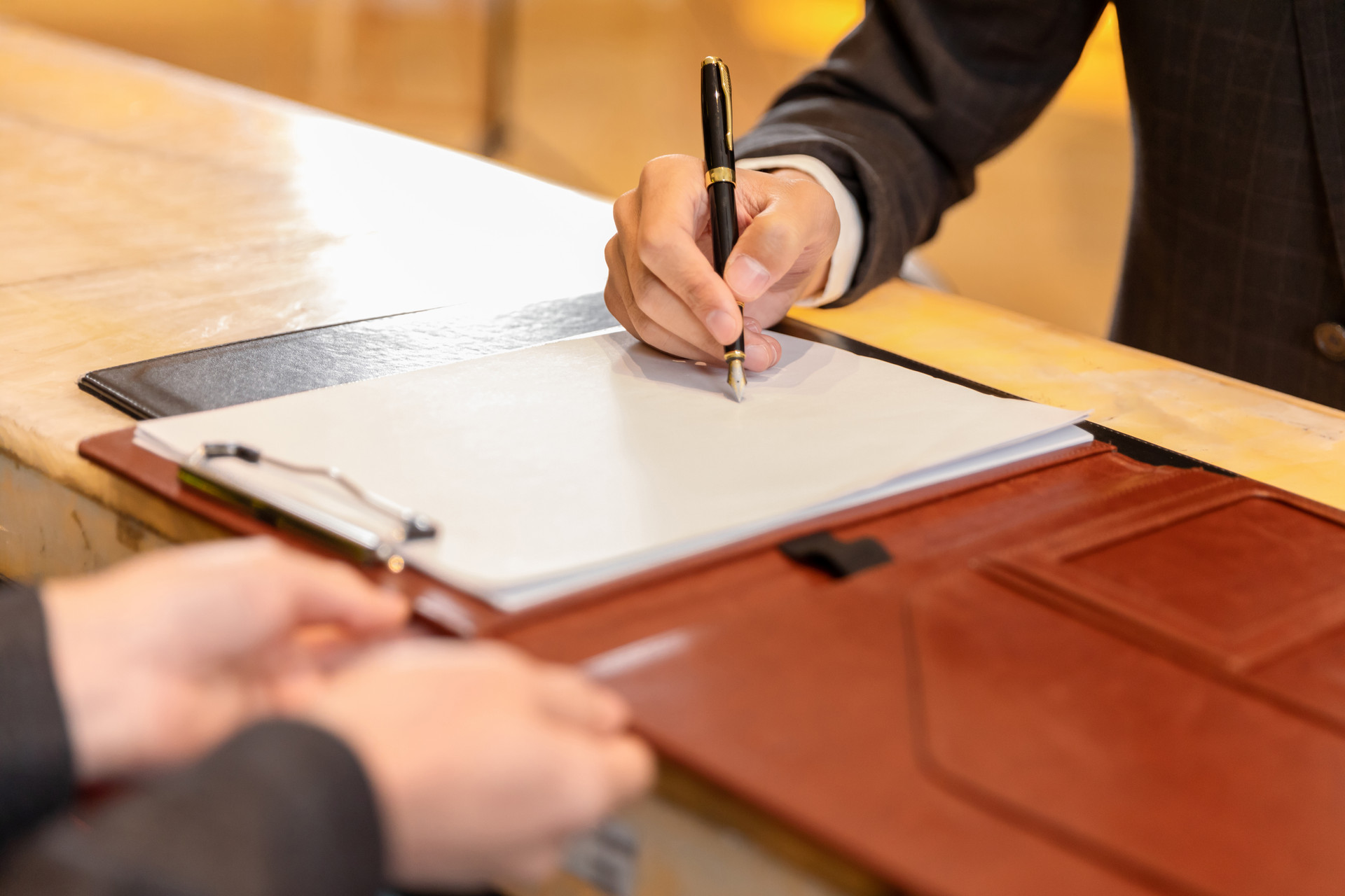 陕建股份：公司中标5.96亿元商洛市商州区安置房建设项目