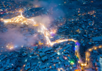 在庐山风景区云端，将2025最后一个夜晚交给星空、雪花与音乐