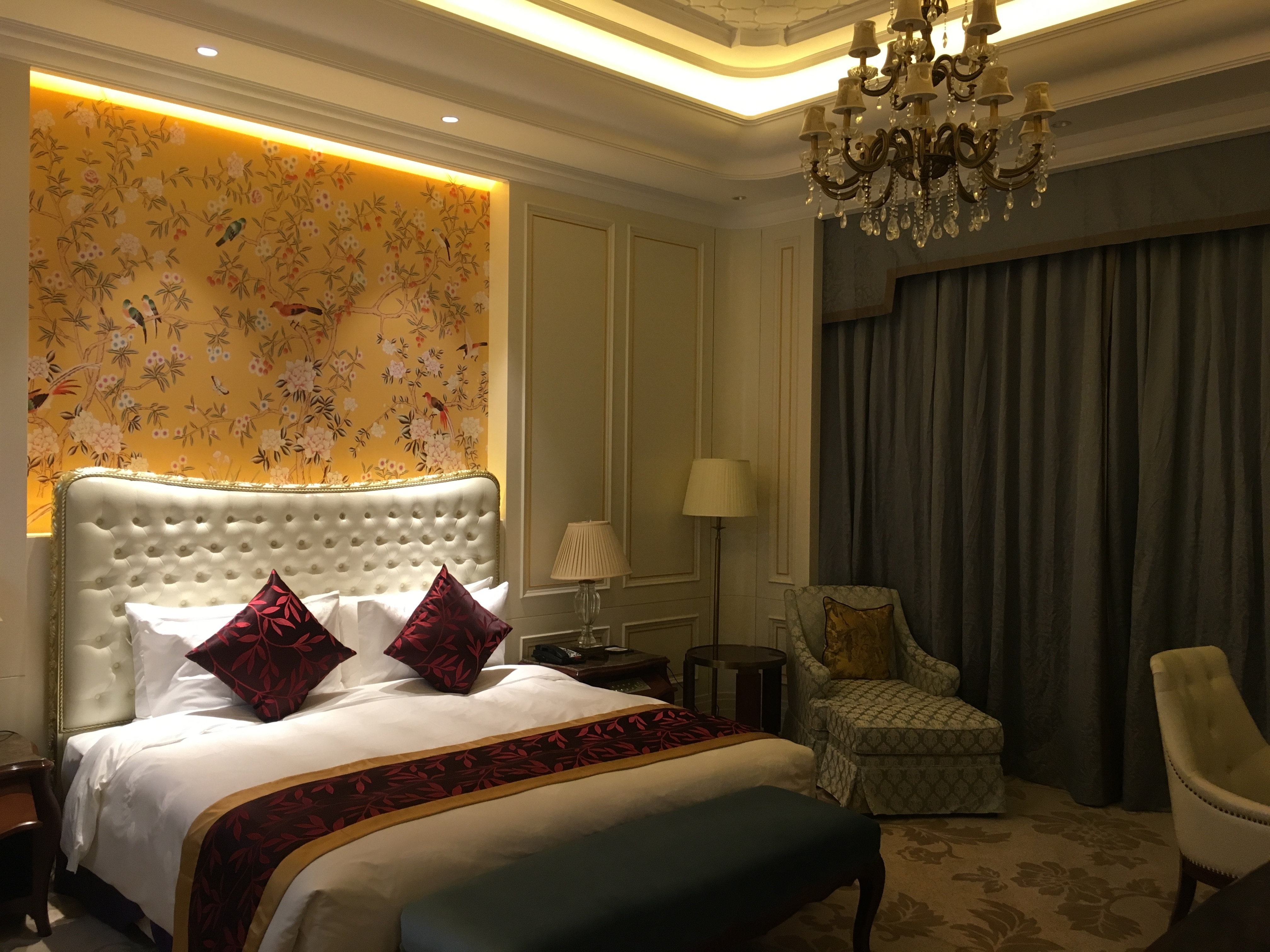 远东发展：拟1亿澳元出售澳洲珀斯丽思卡尔顿酒店的50%股权