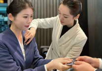 乔治莫兰迪酒店 | 邂逅最美酒店人 · 晨霜夜火，叩响未来