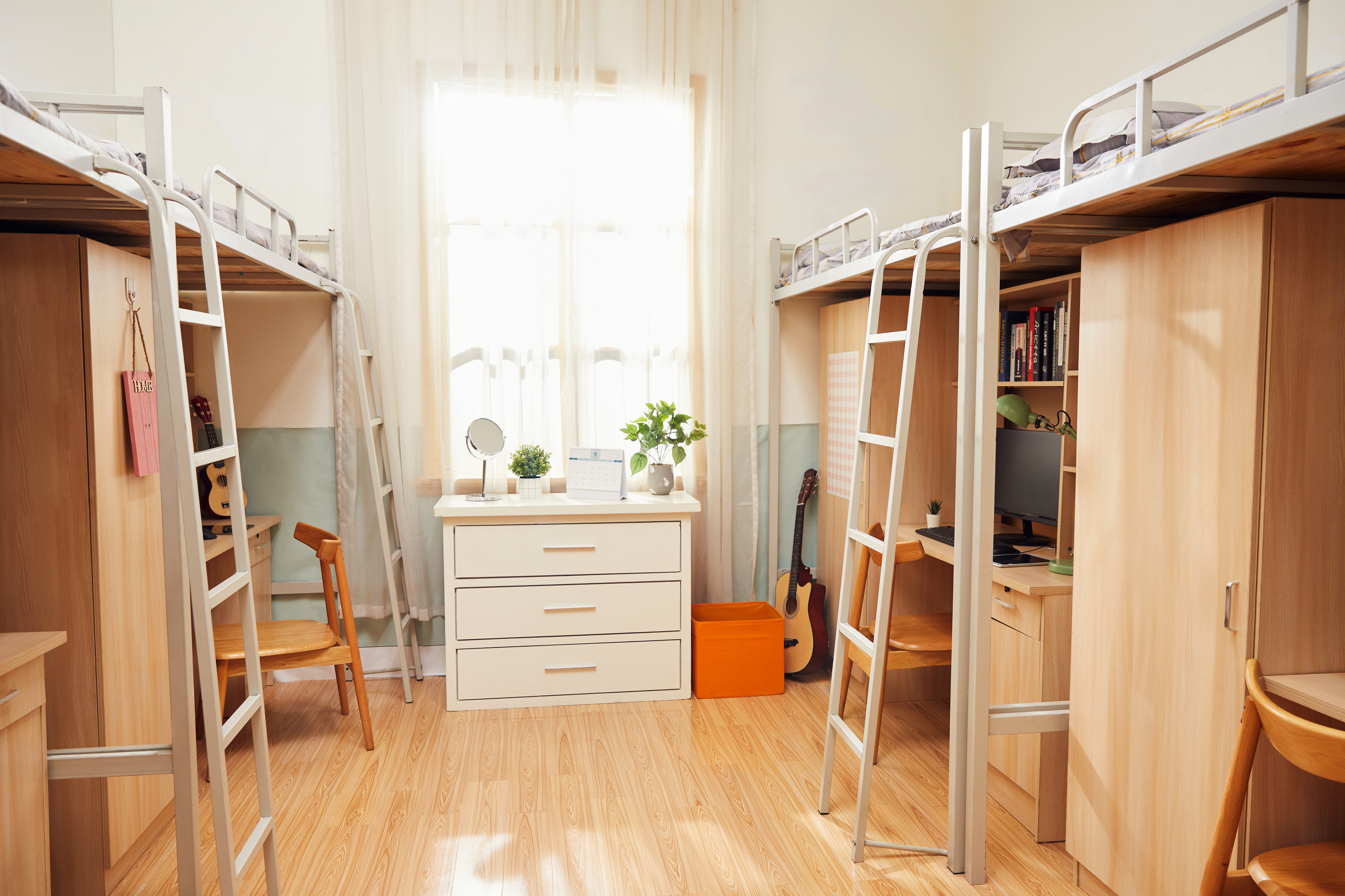 清华大学自筹超6.7亿元改造学生宿舍