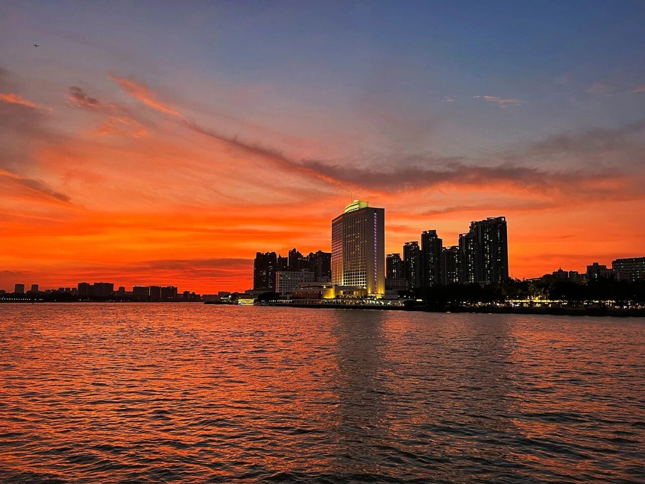 万达酒店发展2025年扭亏为盈 年内溢利约17.6亿港元