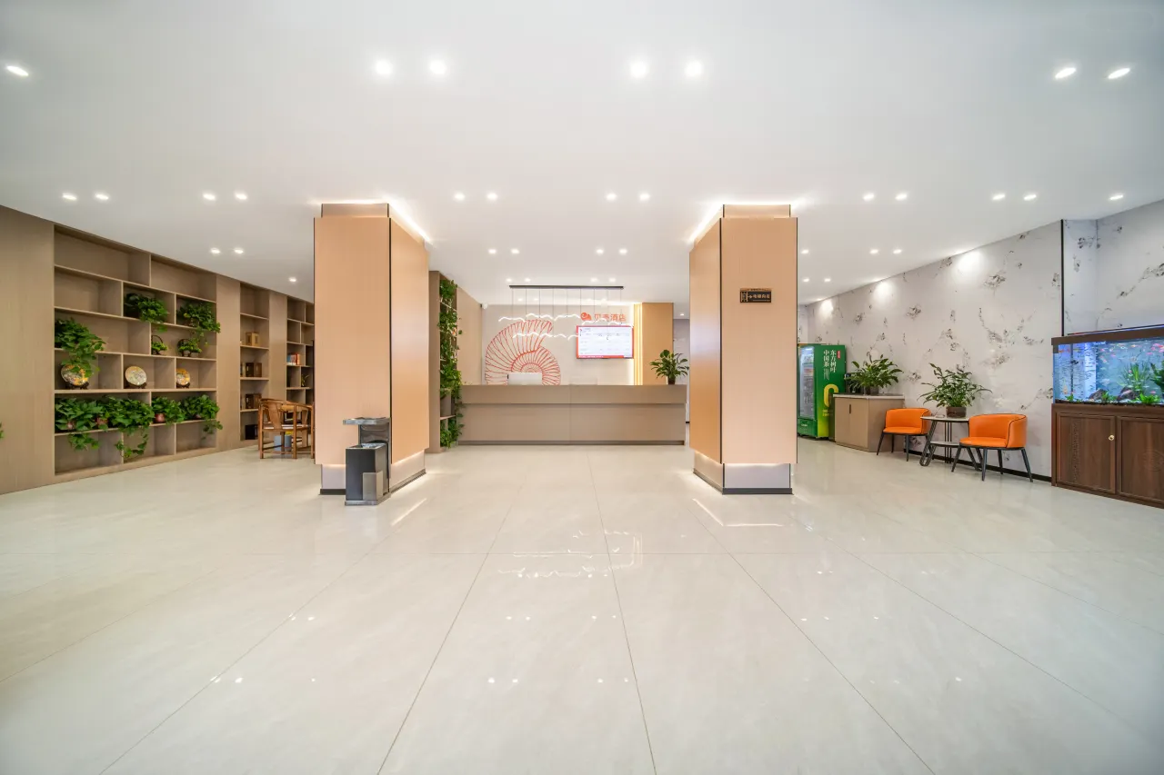 万岁山旁・春日里的便捷旅居——贝壳酒店全新开业