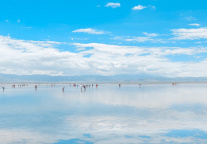 2025年茶卡盐湖景区游客接待量突破200万人次