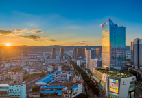 雅阁酒店集团|云南弥勒小城时光，尽在巨人雅阁酒店