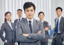 新丝路文旅委任两位执行董事