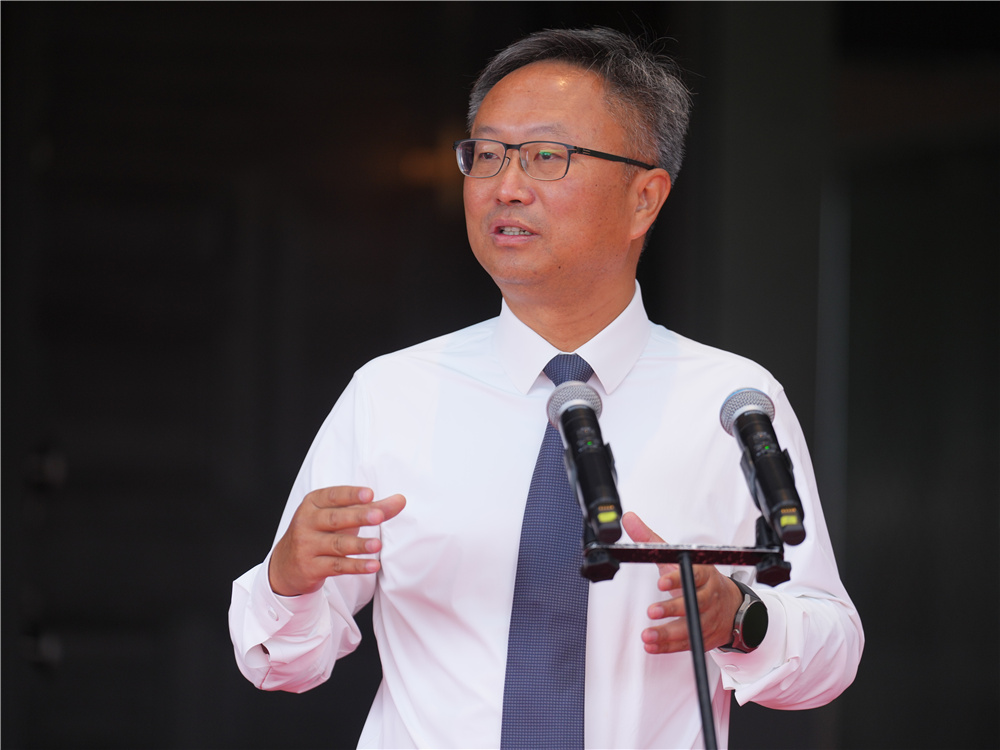董事长讲话.jpg