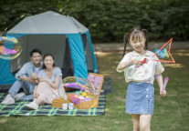 多地中小学生喜提5天“小长假”，机票预订量增长超2倍