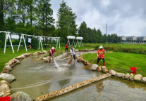 云朵梦庄园景区：党旗飘扬“云端” 党员守护平安