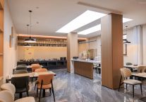  近邹城火车站！格美酒店：智能客控+充电桩+3分钟到商圈