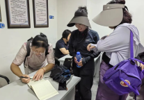 快乐加载中…山海关景区暖心服务送清凉！