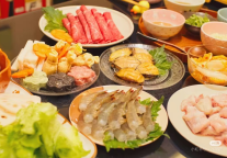 乌鲁木齐富力万达文华酒店海鲜自助小火锅温情回归