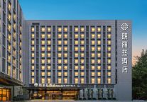 朗丽兹酒店：如何用服务编织“回头客”的引力网？