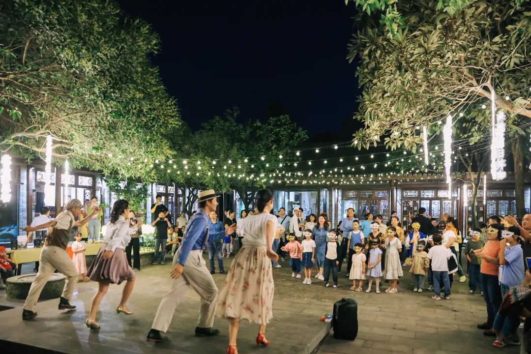 同庆食府中秋国庆摇摆舞会.jpg